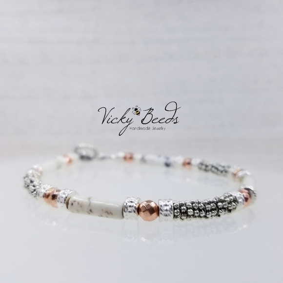 White Turquoise Beaded Gemstone Toggle Bracelet - Picture 4 of 8